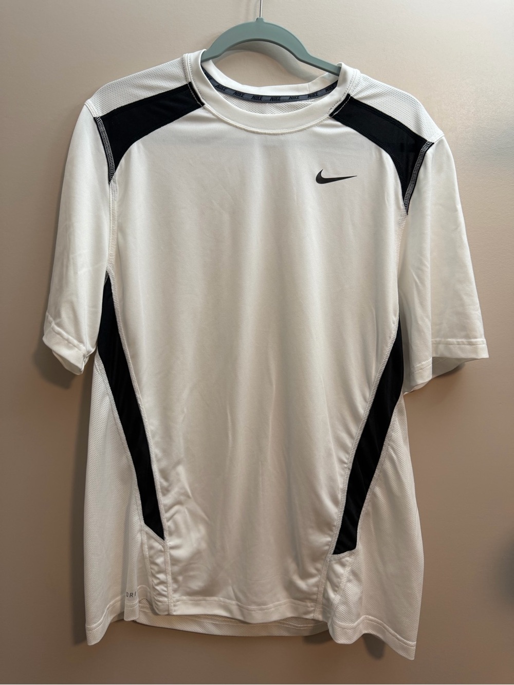 Nike White & Black Short Sleeve Performance Tee